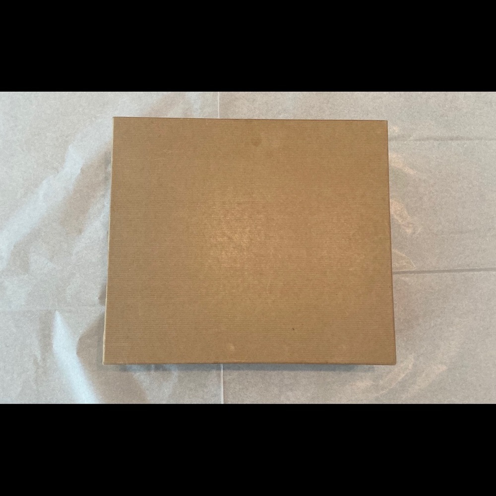 Louboutin Box - Picture 4 of 4
